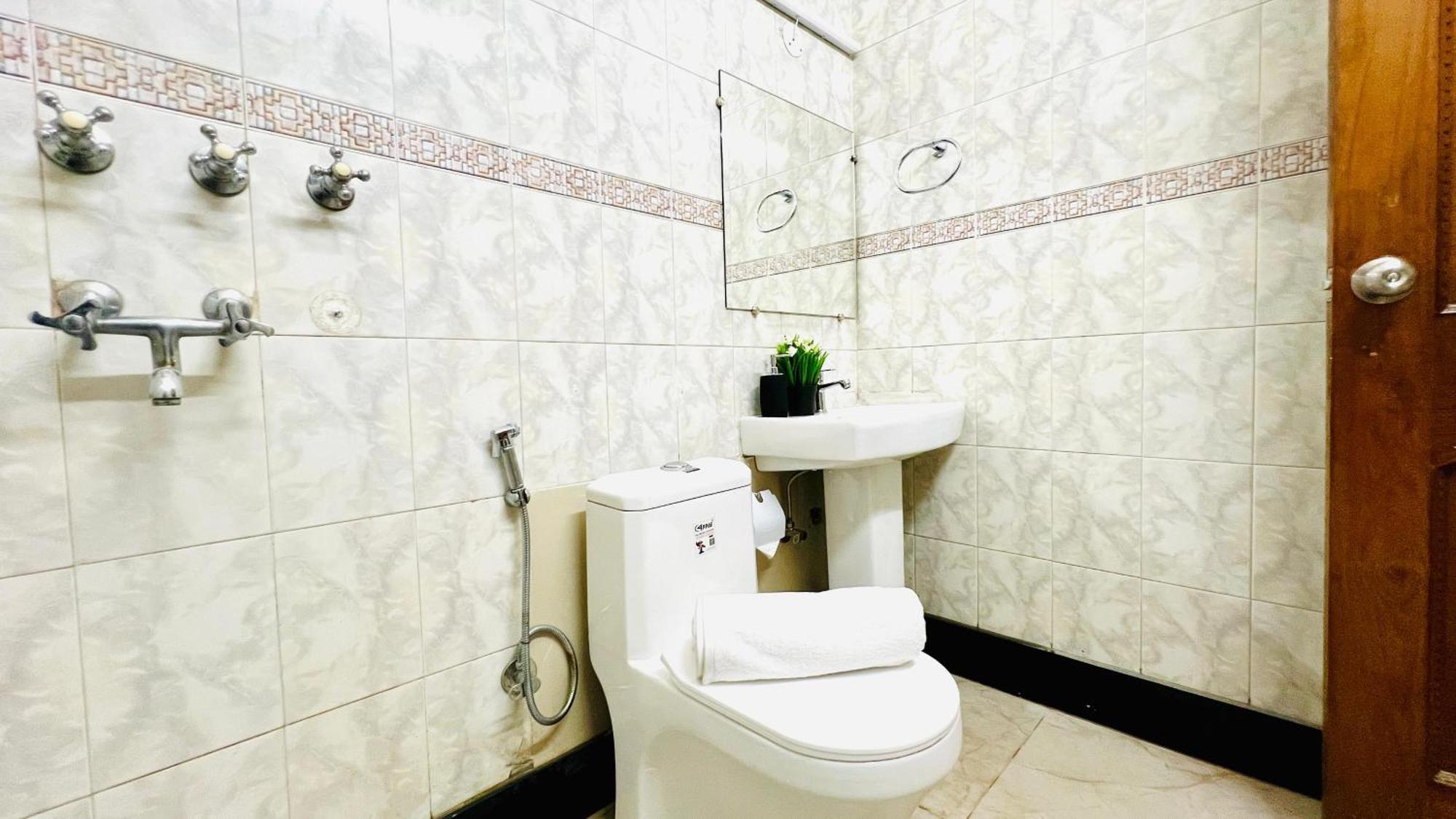 Bluo Modern 2bhk Rohini - Parking , Balcony Apartment
